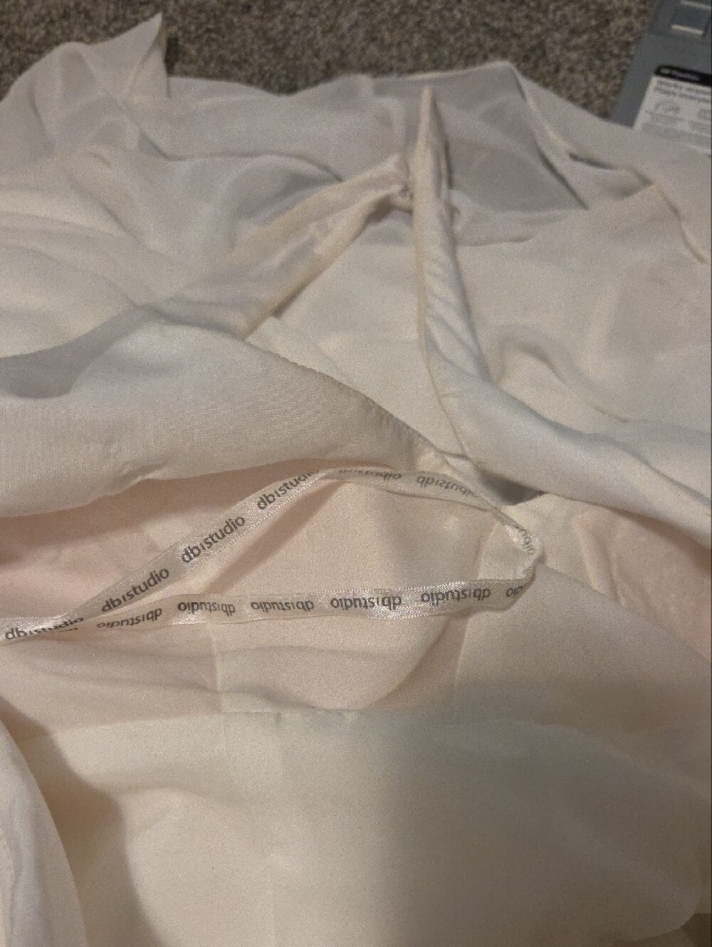 Db Studio White Sleeveless Halter Neck V-Neck Wedding Dress Maxi Size 14 - Picture 10 of 12